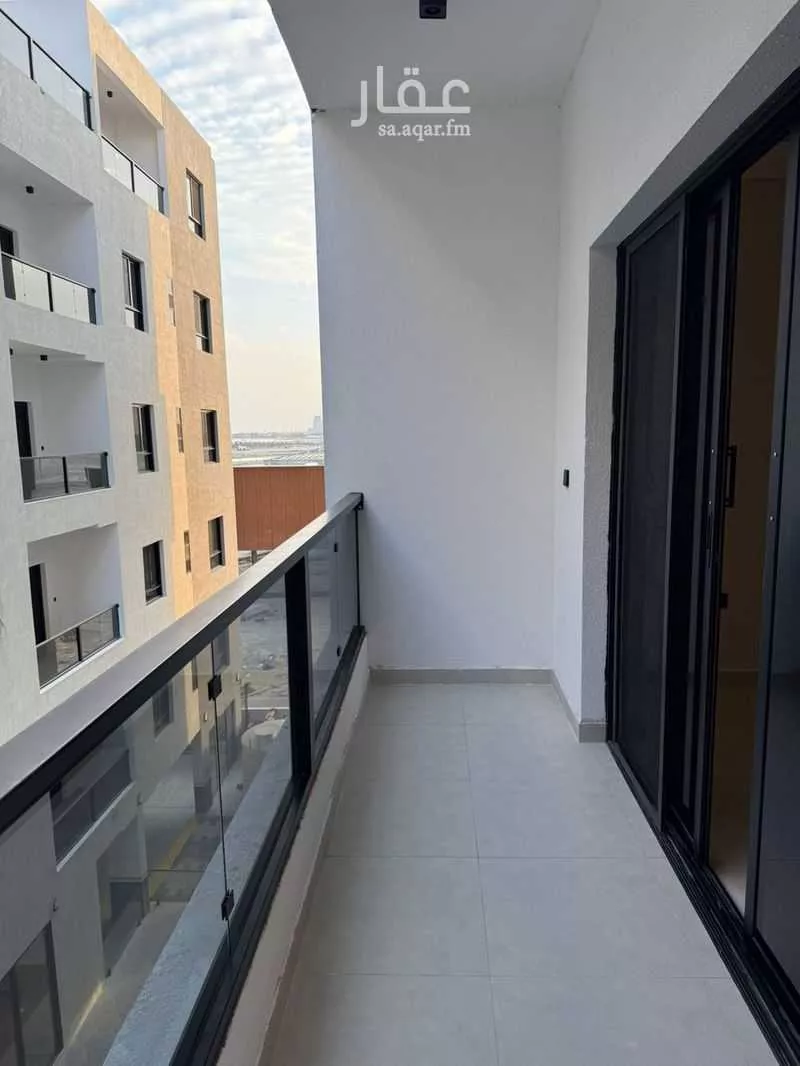 شقة 3 غرف في البحر 2