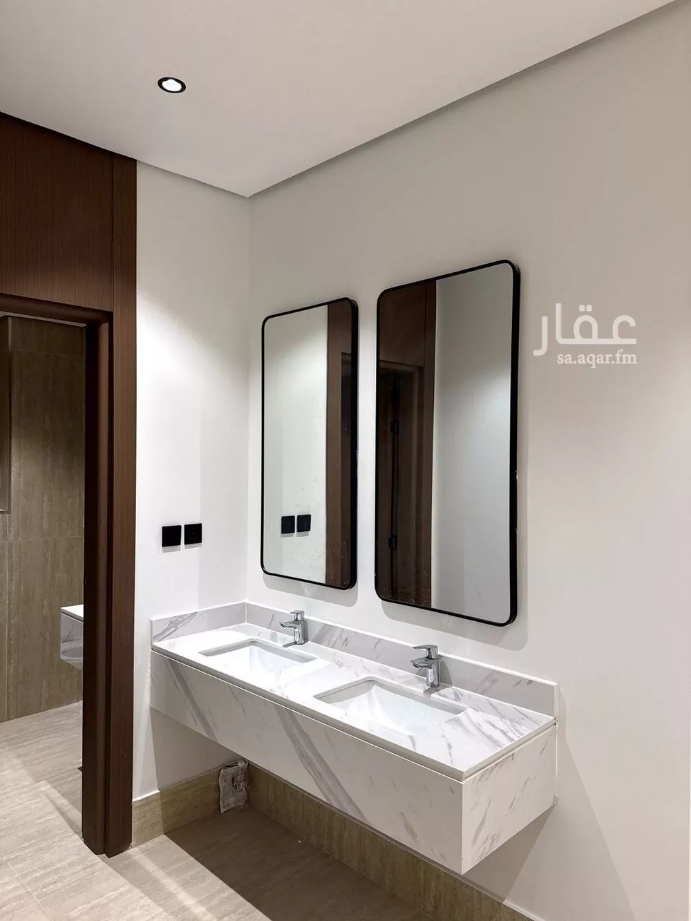 شقة 3 غرف في الخور 4