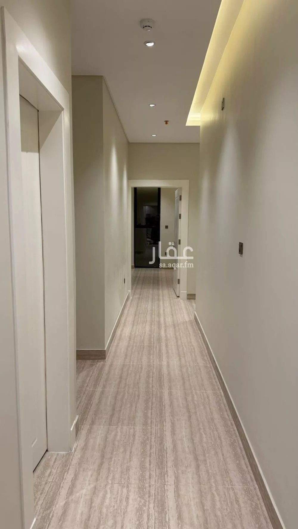 شقة 3 غرف في الحمرا 4