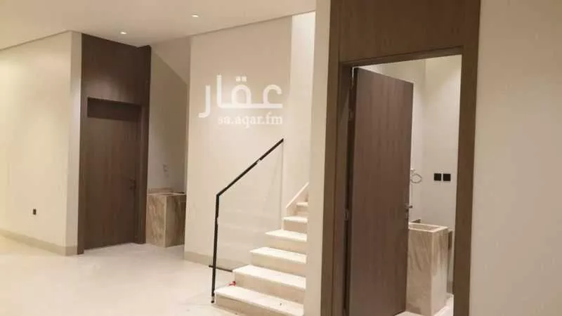 5 bedroom villa in Al Andalus, Riyadh 9