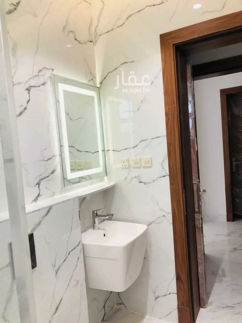 فيلا 8 غرف في الملك عبدالله، الرياض 15