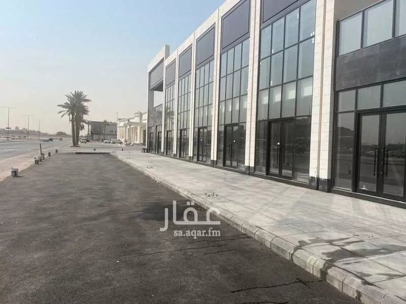 عمارة 1925 م² في المونسية 4