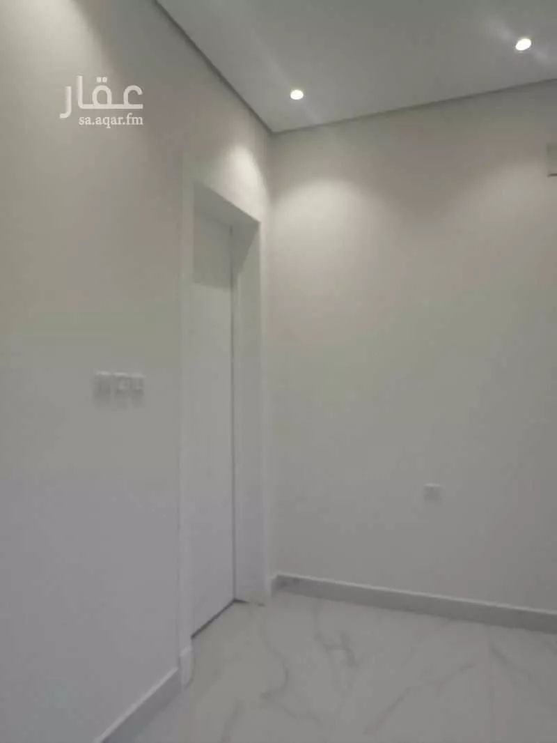 فيلا 5 غرف في الرمال 3