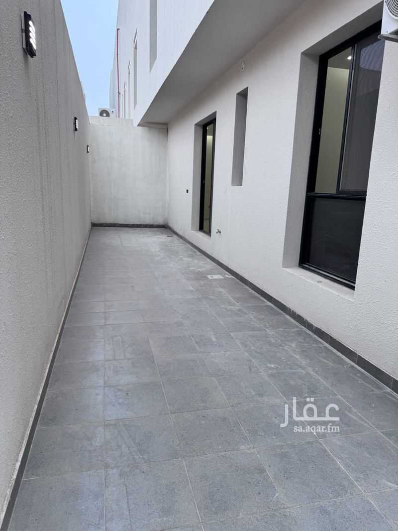 4 bedroom apartment in Qurtubah, Riyadh 15