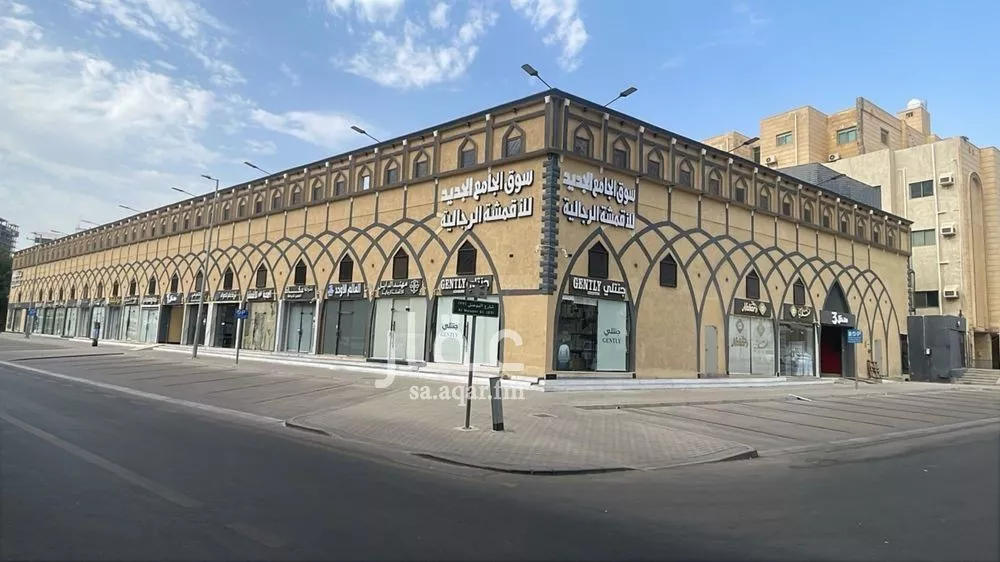 محل 32 م² في البغدادية الغربية 4