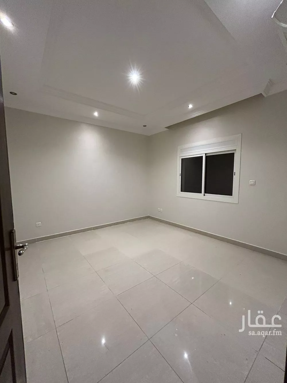 شقة 4 غرف في النهضة 5