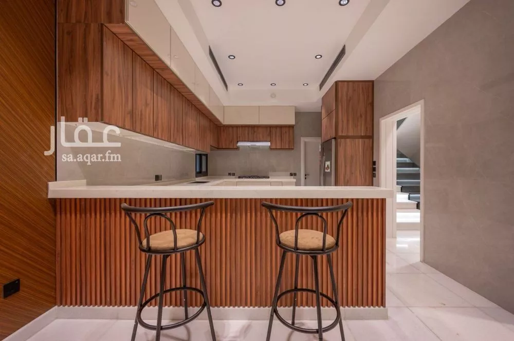 5 bedroom villa in Al Zahra, Jeddah 6