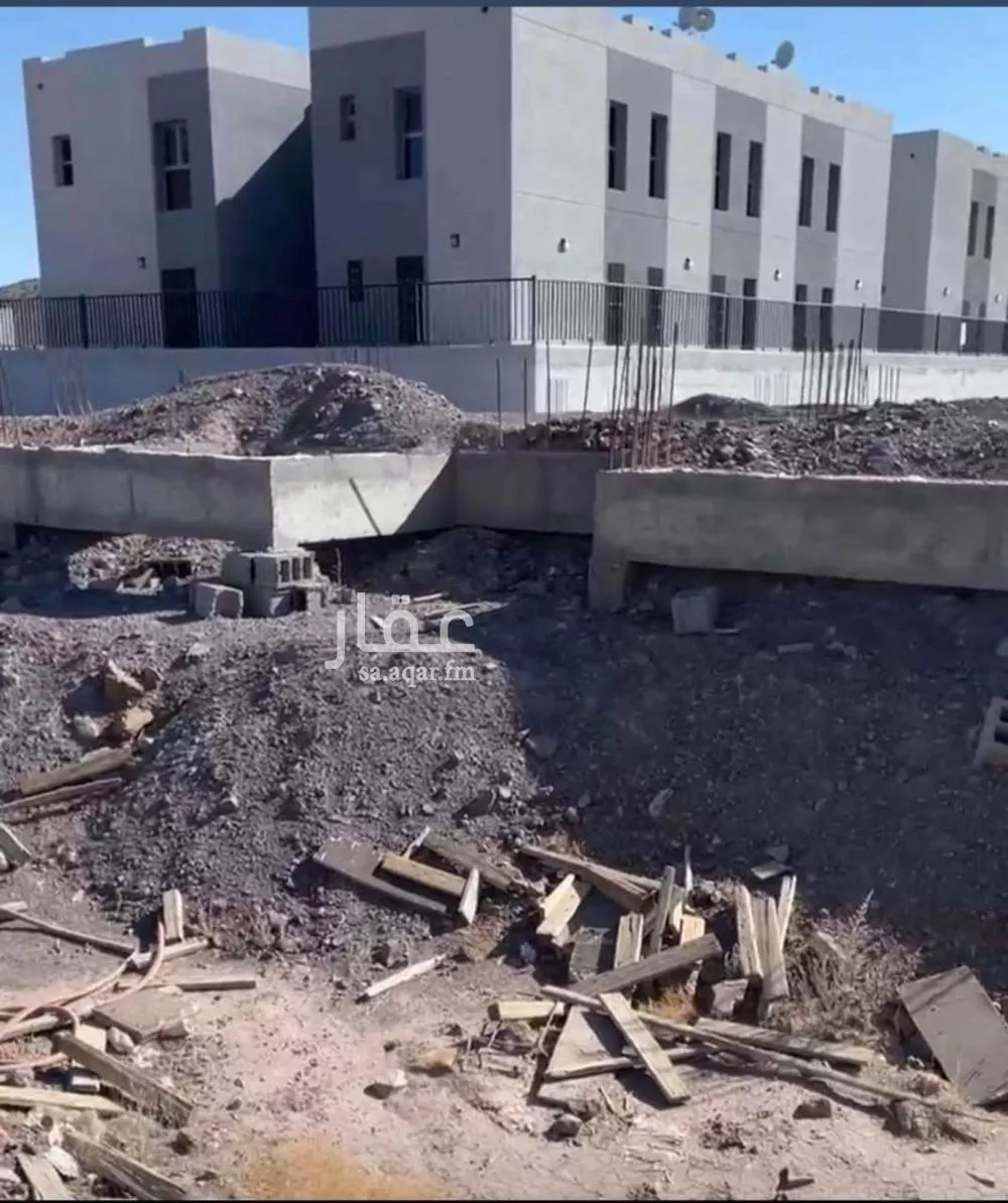 أرض 500 م² في المطار 3