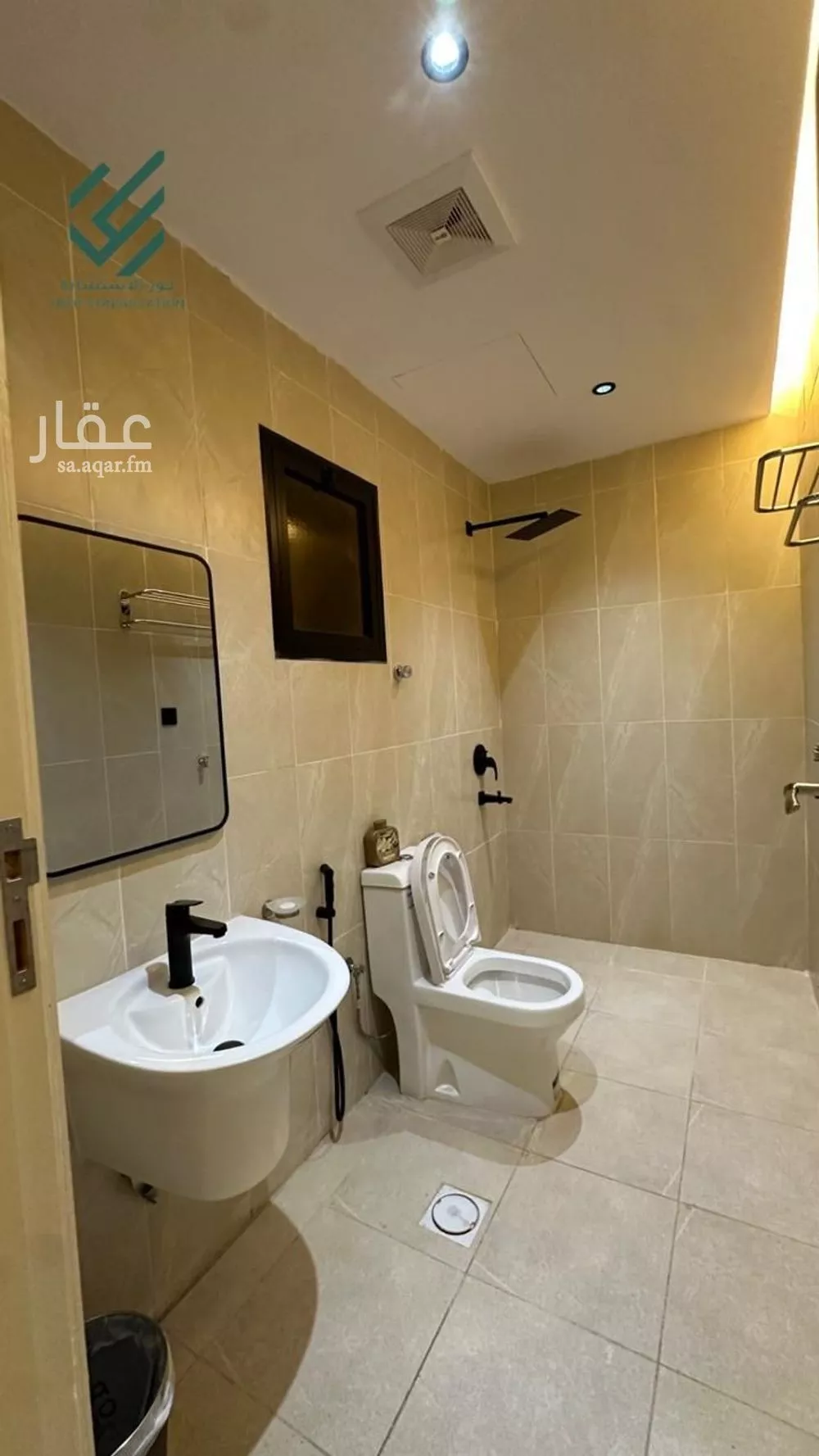 29 bedroom building in King Fahd, Madinah 3
