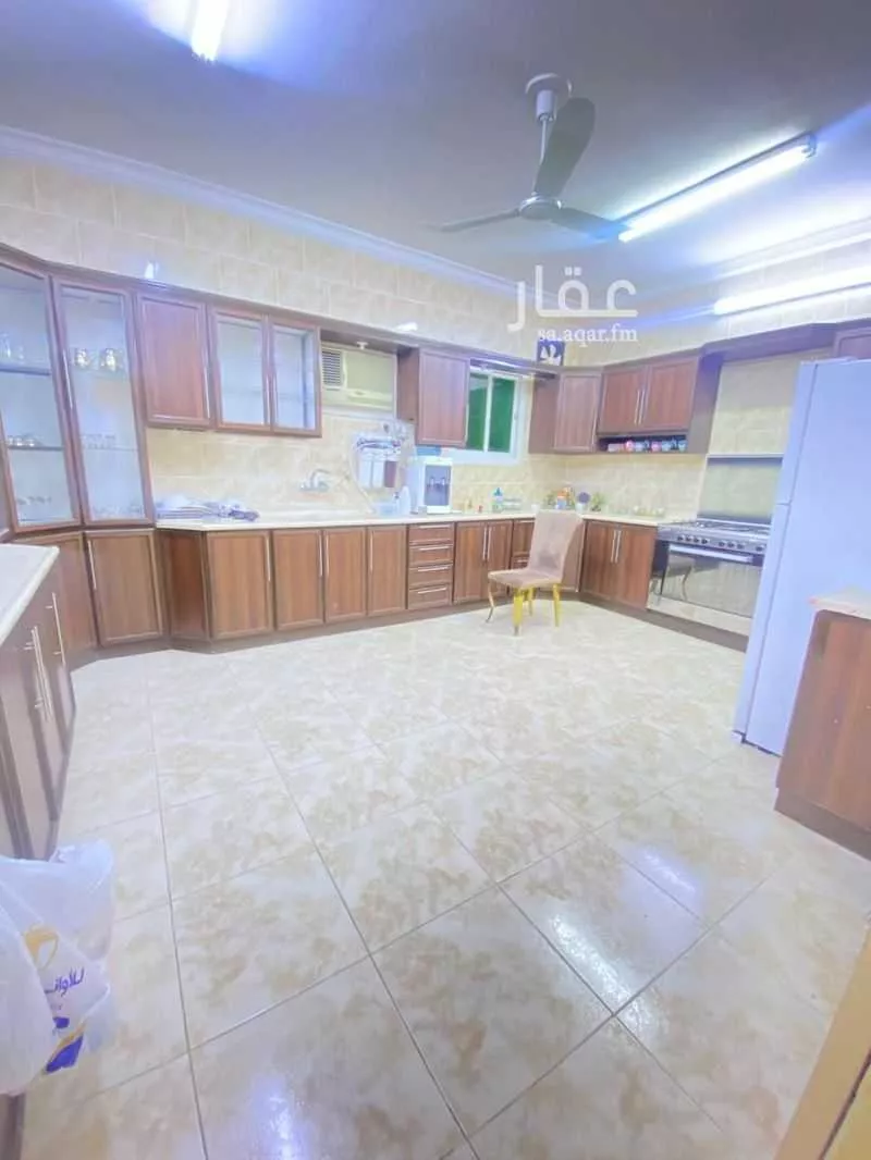 27 bedroom building in Al Jabrah, Madinah 14
