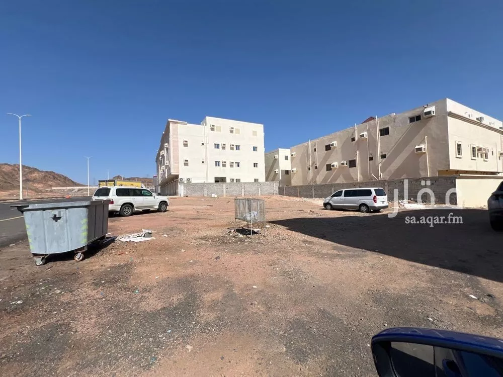 أرض 727 م² في طيبة 2