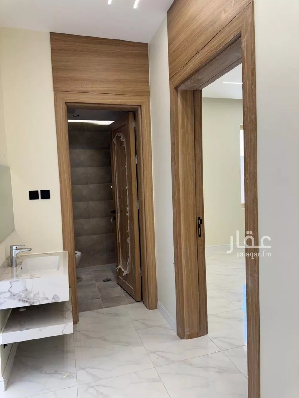 دور 6 غرف في المطار 3