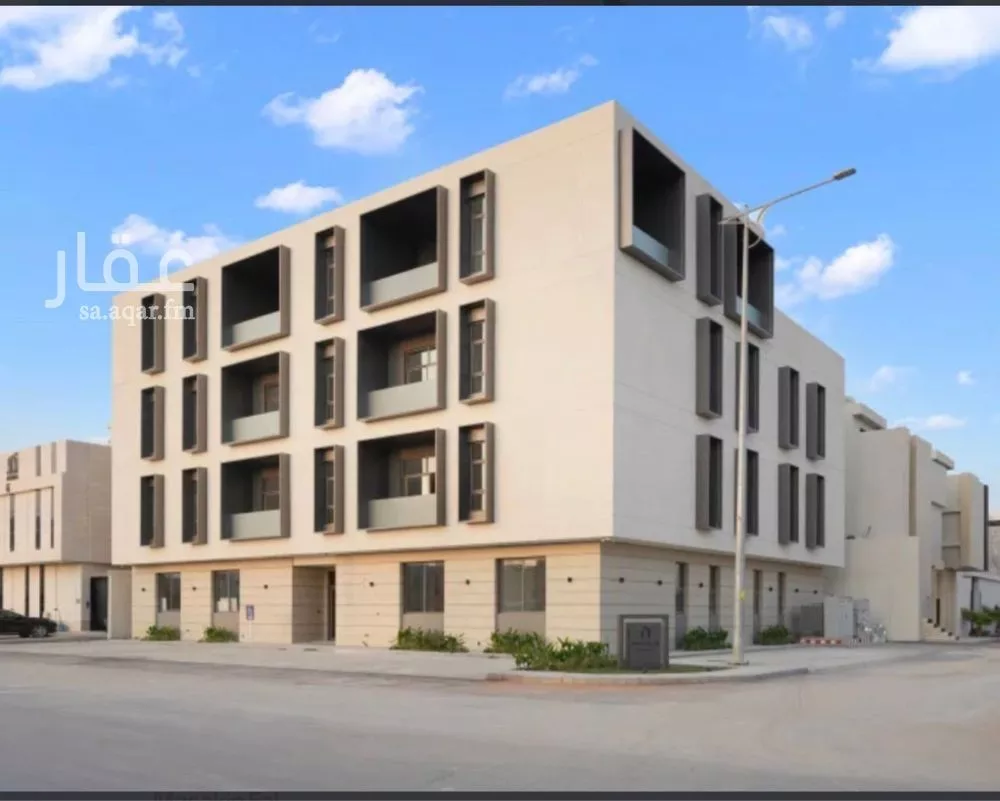4 bedroom apartment in Al Aridh, Riyadh 14