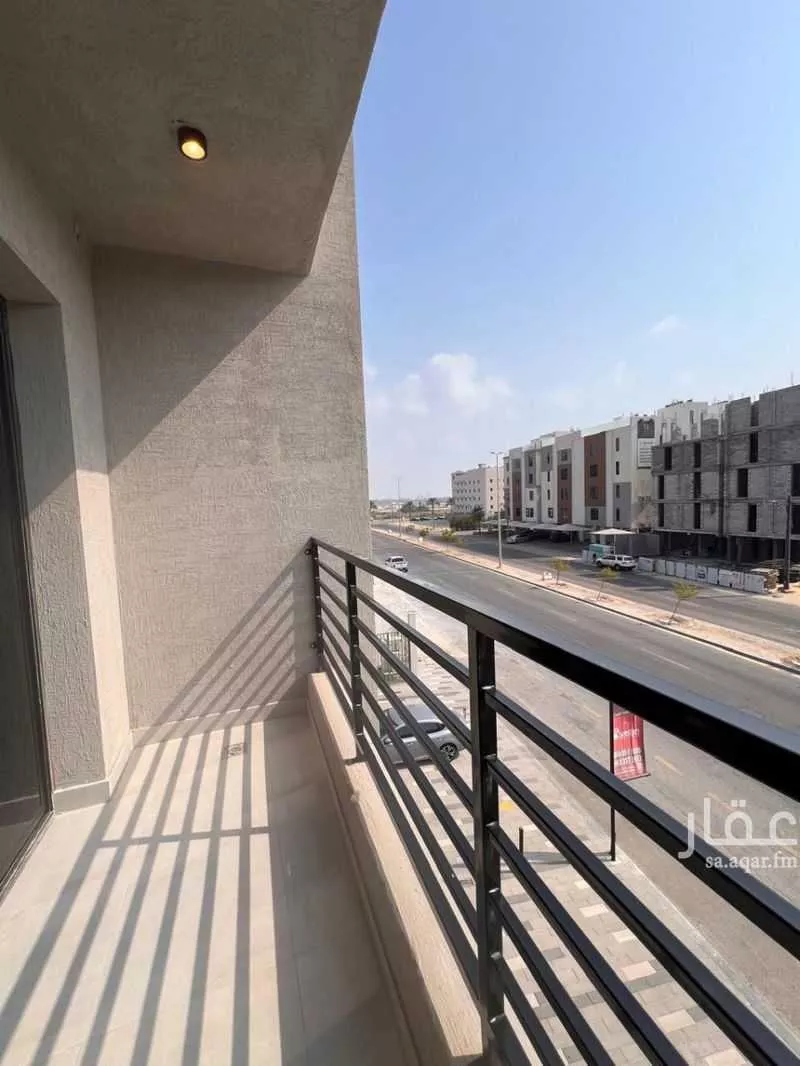 شقة 3 غرف في الحمرا 2