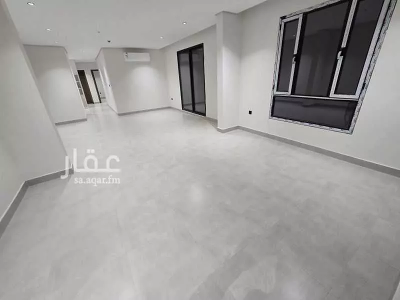 شقة 3 غرف في الحمرا 2