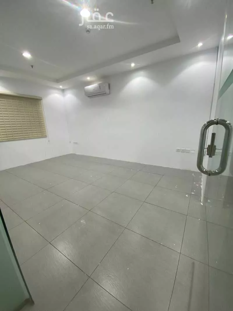 5 bedroom office in Al Awali, Makkah 13