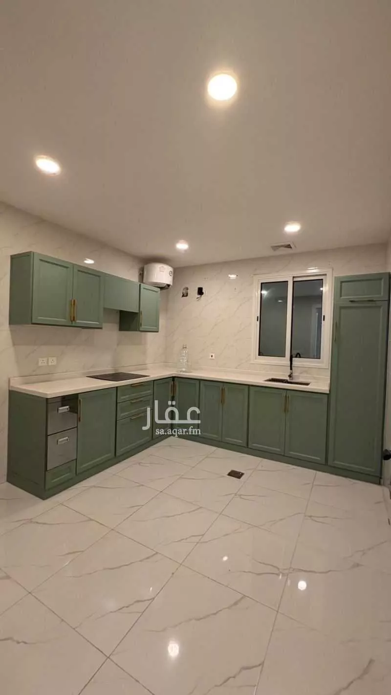 شقة 4 غرف في الزهور، الدمام 5