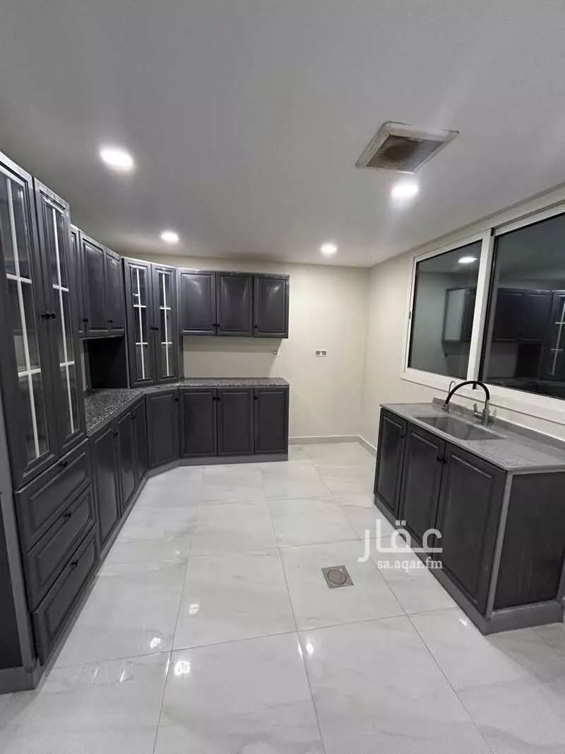 دوبلكس 6 غرف في الشرق 4