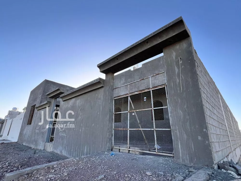 6 bedroom floor in King Fahd 3