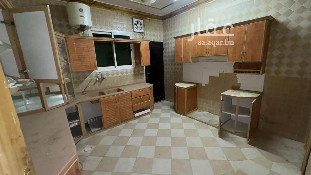 فيلا 4 غرف في العريجاء الغربية، الرياض 7