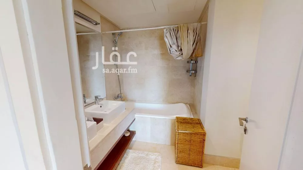 شقة 4 غرف في النهضة 4