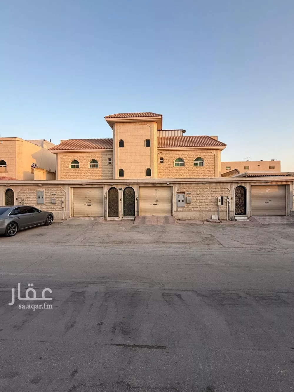 فيلا 20 غرف في النزهة 2