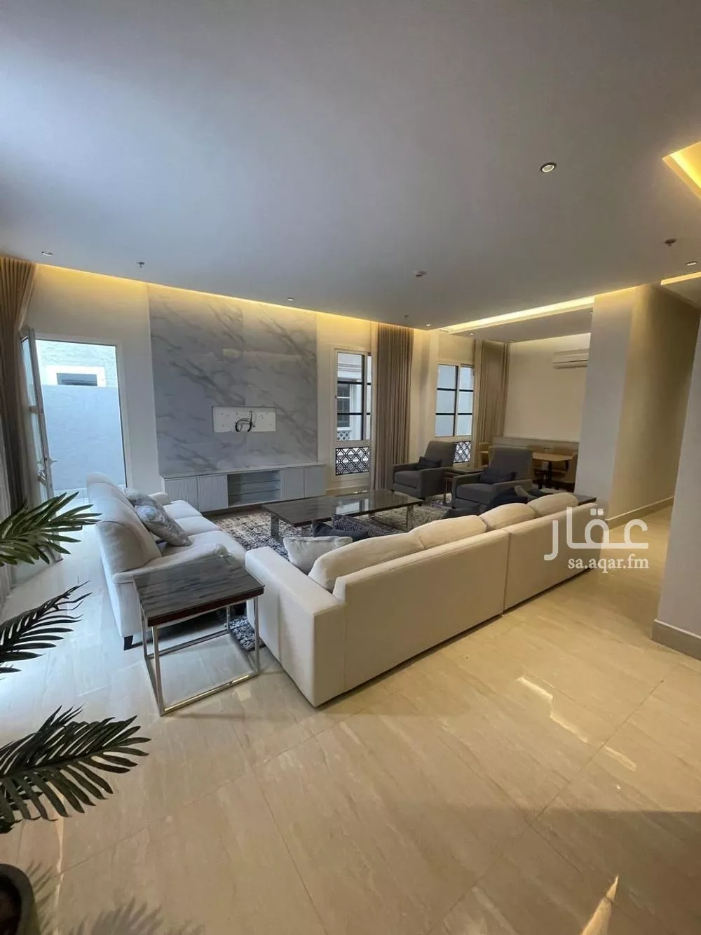 شقة 4 غرف في الملقا 2