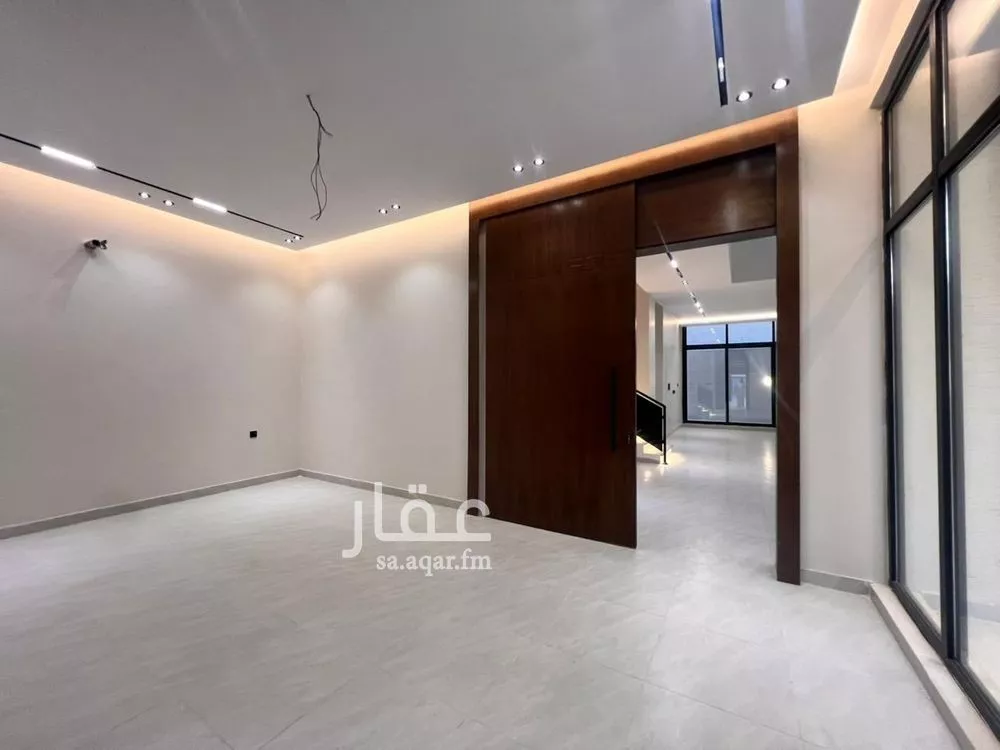 فيلا 7 غرف في الرحمانية 3