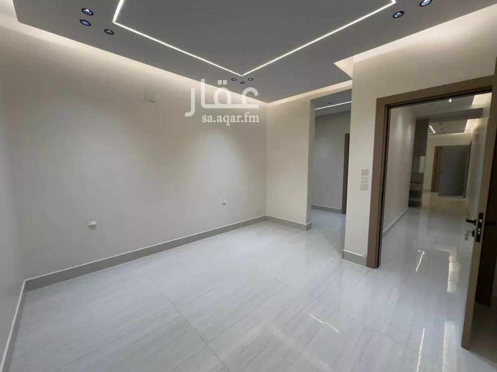5 bedroom apartment in Al Janadriyah, Riyadh 19