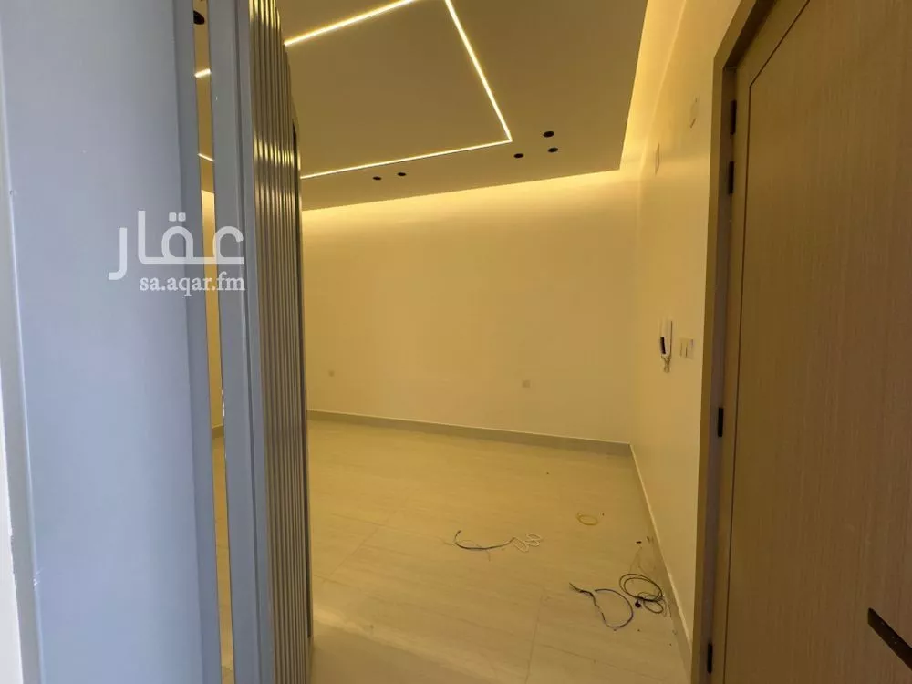 5 bedroom apartment in Al Janadriyah, Riyadh 12