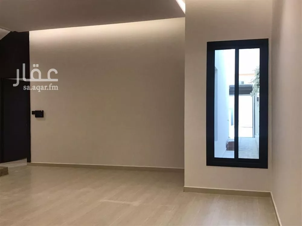 5 bedroom floor in Al Janadriyah 3