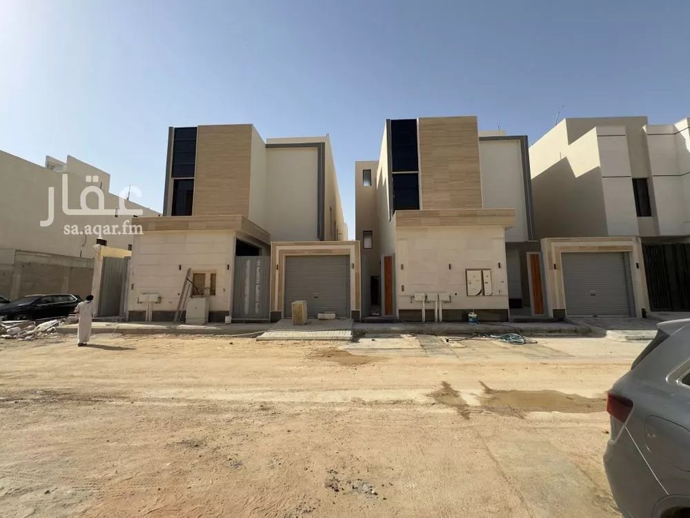 8 bedroom floor in Al Janadriyah 3