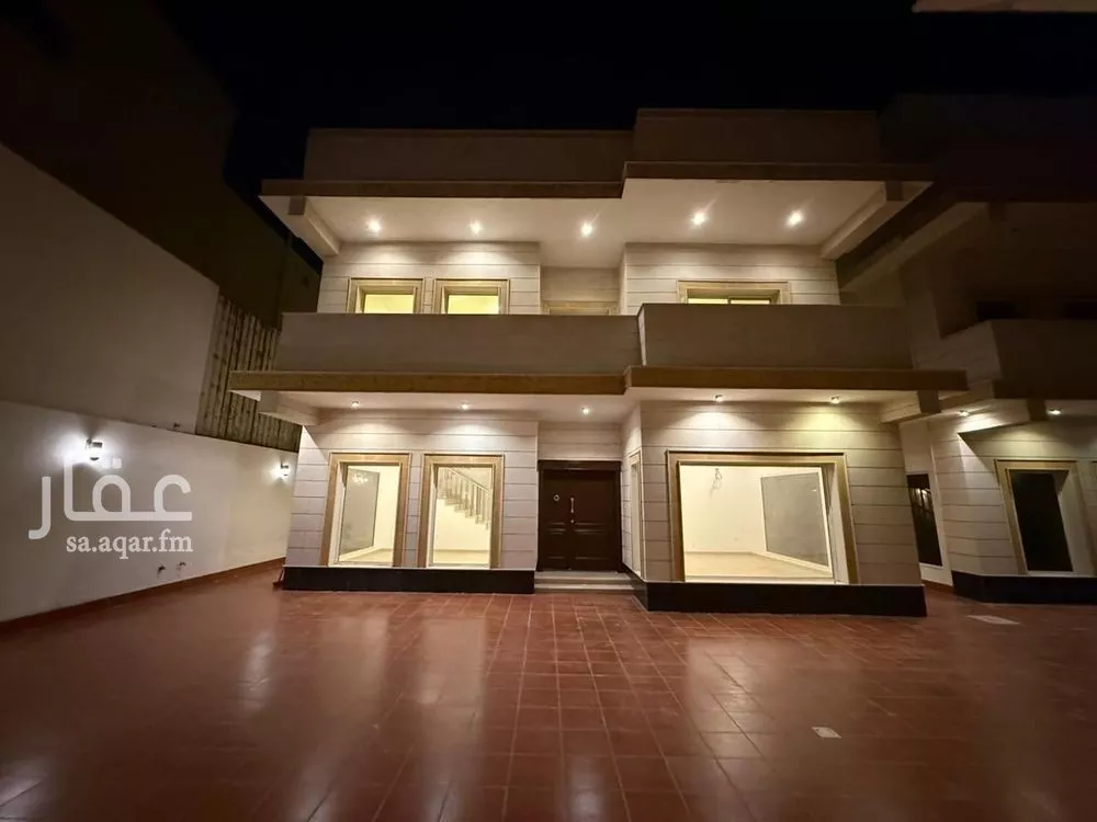 عمارة 1050 م² في طيبة 3