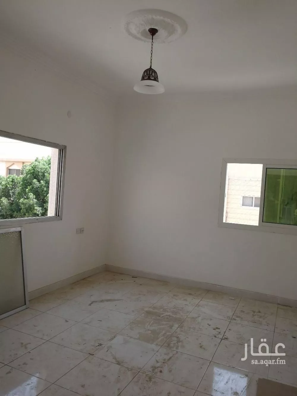 فيلا 20 غرف في الملز 4