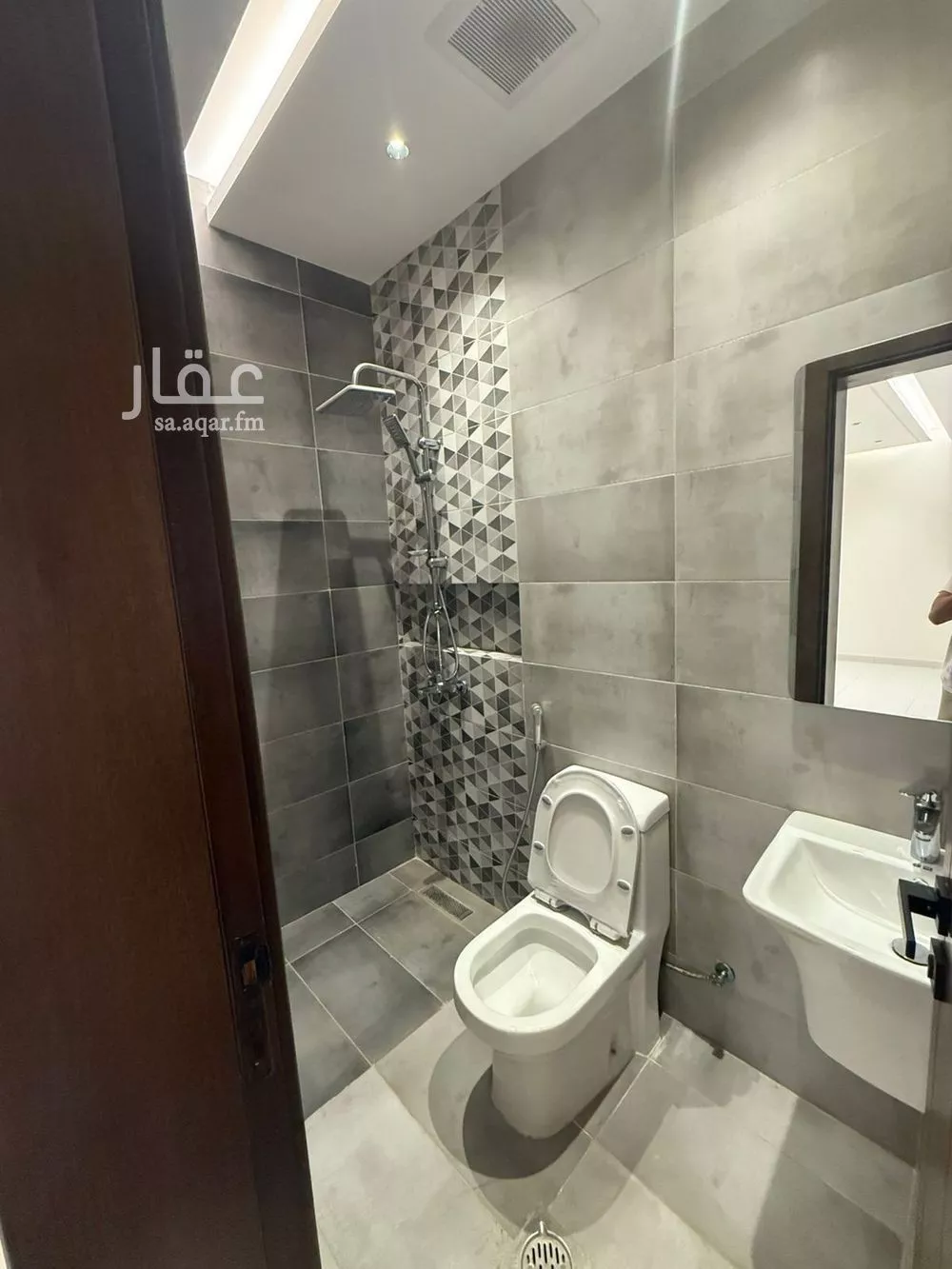 4 bedroom apartment in Al Rehab, Jeddah 10