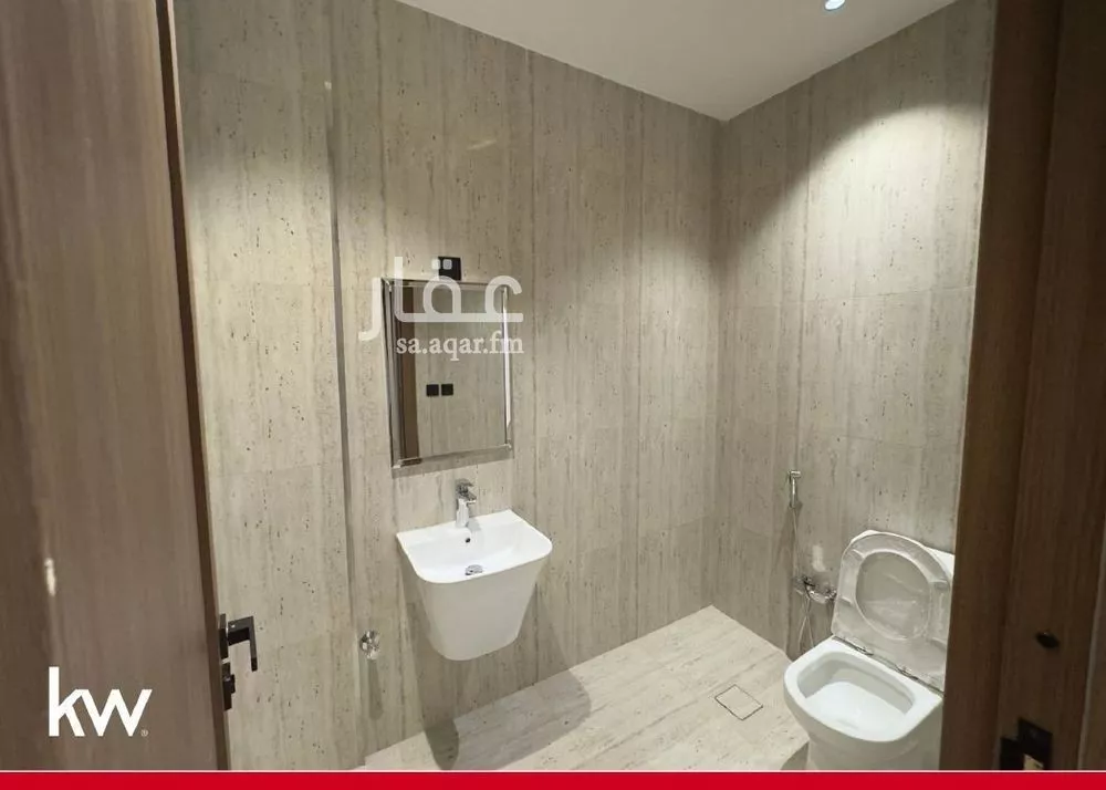 3 bedroom apartment in Irqah, Riyadh 9