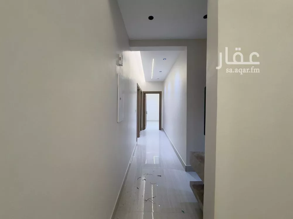 5 bedroom apartment in Al Janadriyah, Riyadh 9