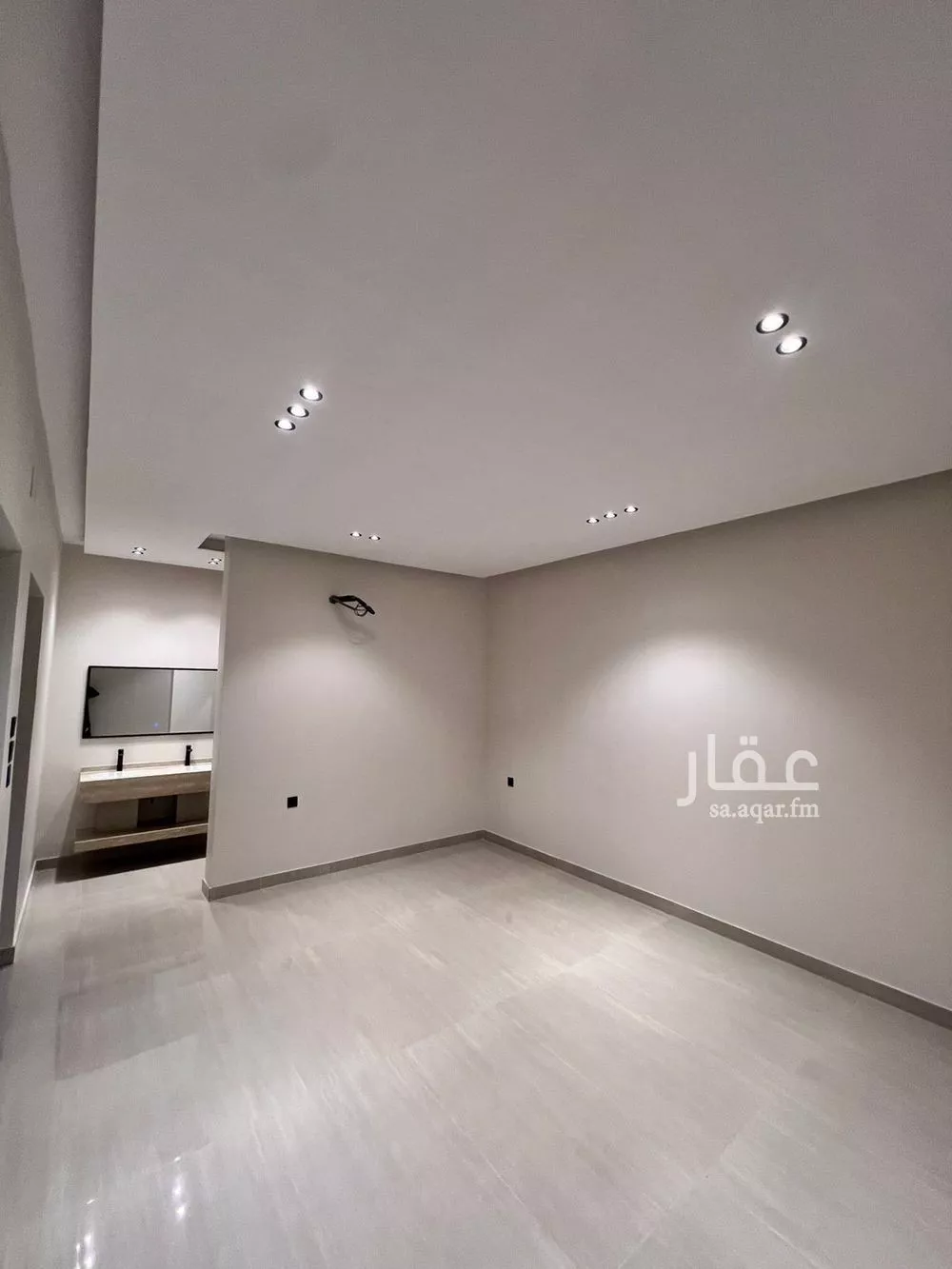 دور 5 غرف في الملك فهد 2