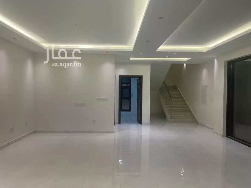 3 bedroom villa in Al Janadriyah, Riyadh 6
