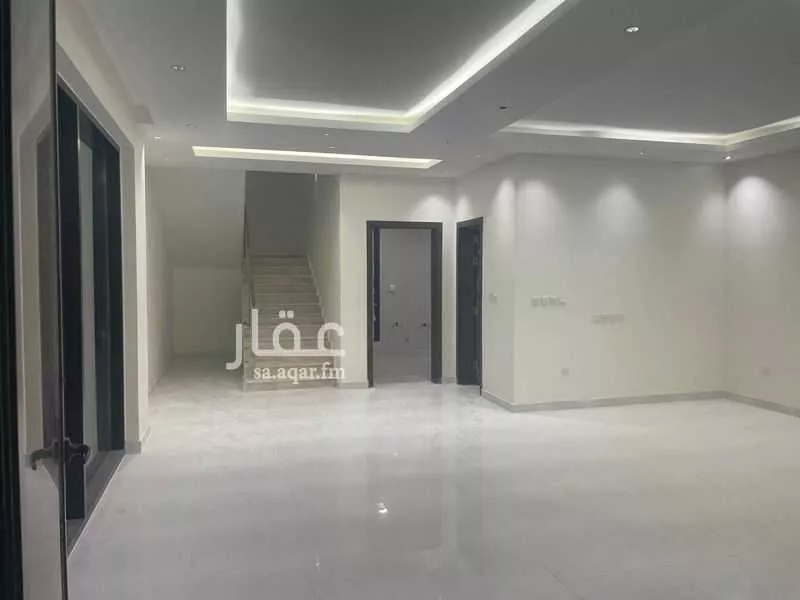 3 bedroom villa in Al Janadriyah, Riyadh 8
