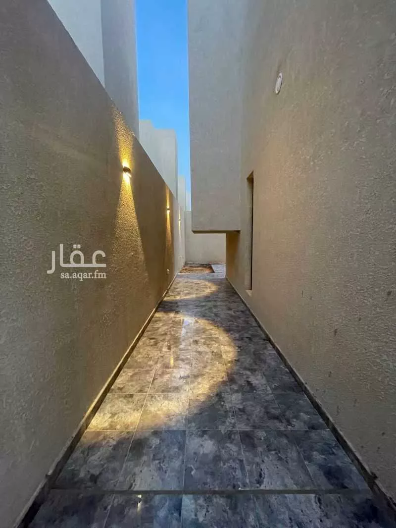 4 bedroom villa in Al Janadriyah, Riyadh 8
