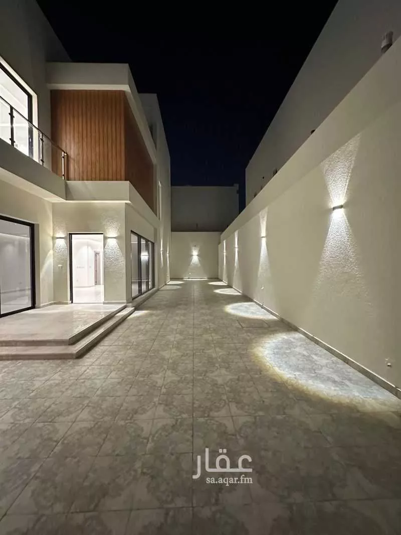 5 bedroom villa in Al Janadriyah 4