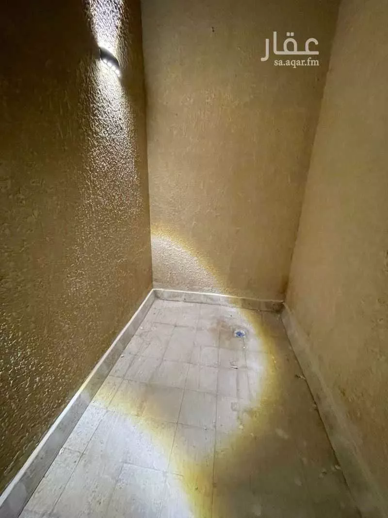 7 bedroom villa in Al Janadriyah, Riyadh 15