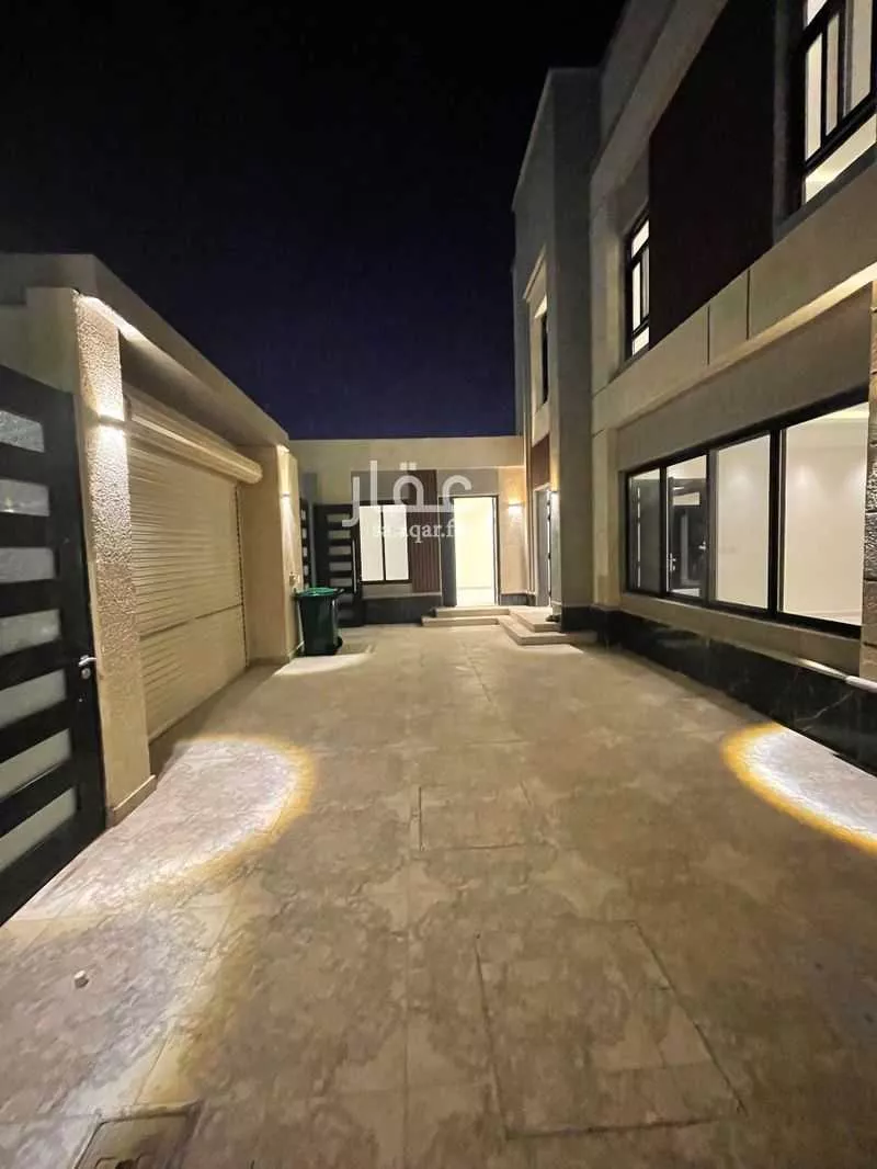 7 bedroom villa in Al Janadriyah, Riyadh 4