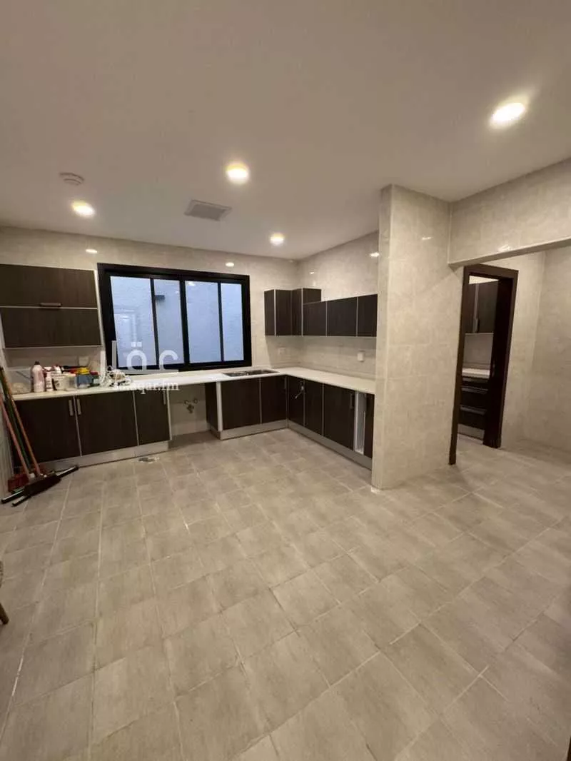 فيلا 4 غرف في الجنادرية 5