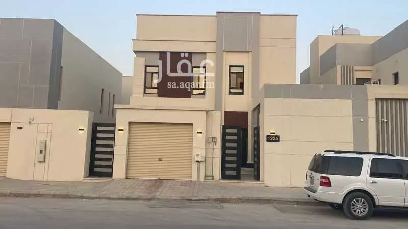 فيلا 3 غرف في الجنادرية 1