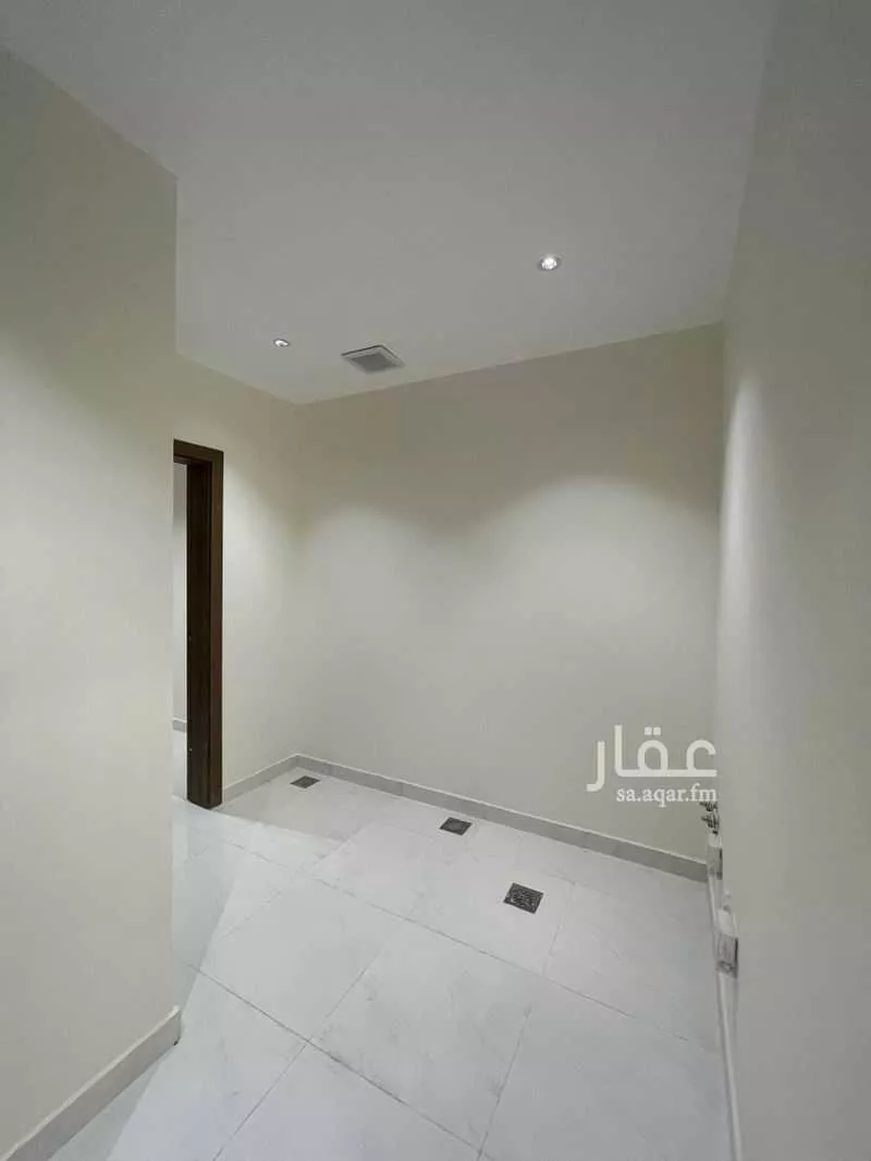 4 bedroom villa in Al Janadriyah, Riyadh 17