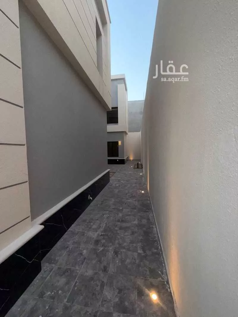 فيلا 8 غرف في الجنادرية 5