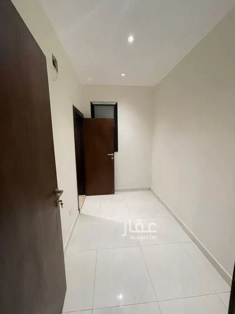 7 bedroom villa in Al Janadriyah, Riyadh 15