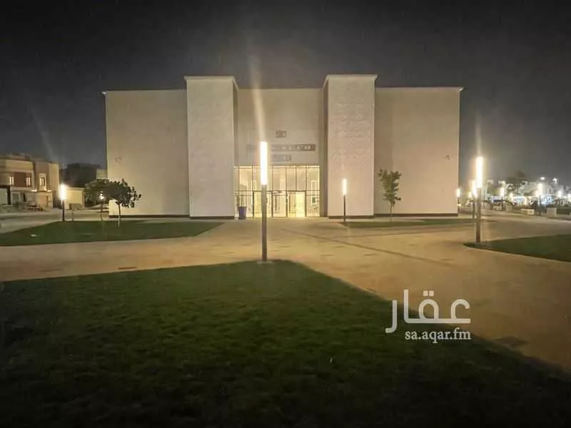 فيلا 8 غرف في الجنادرية 2